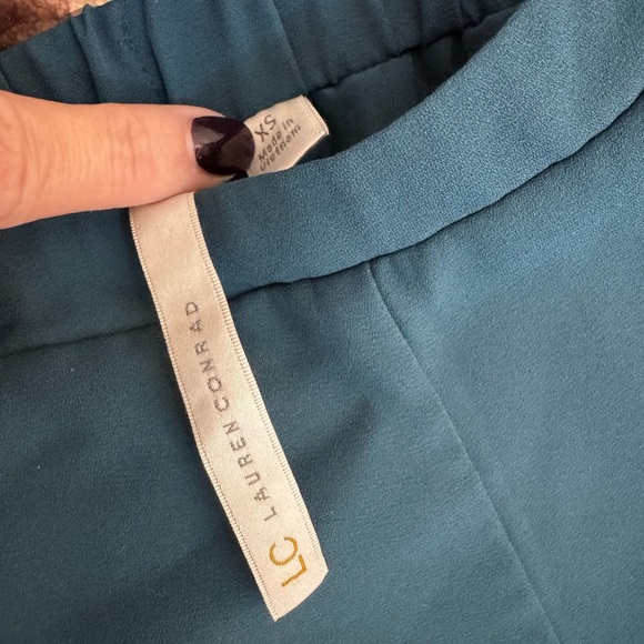 LC Lauren Conrad Teal High Waist Scalloped Shorts - Picture 3 of 16